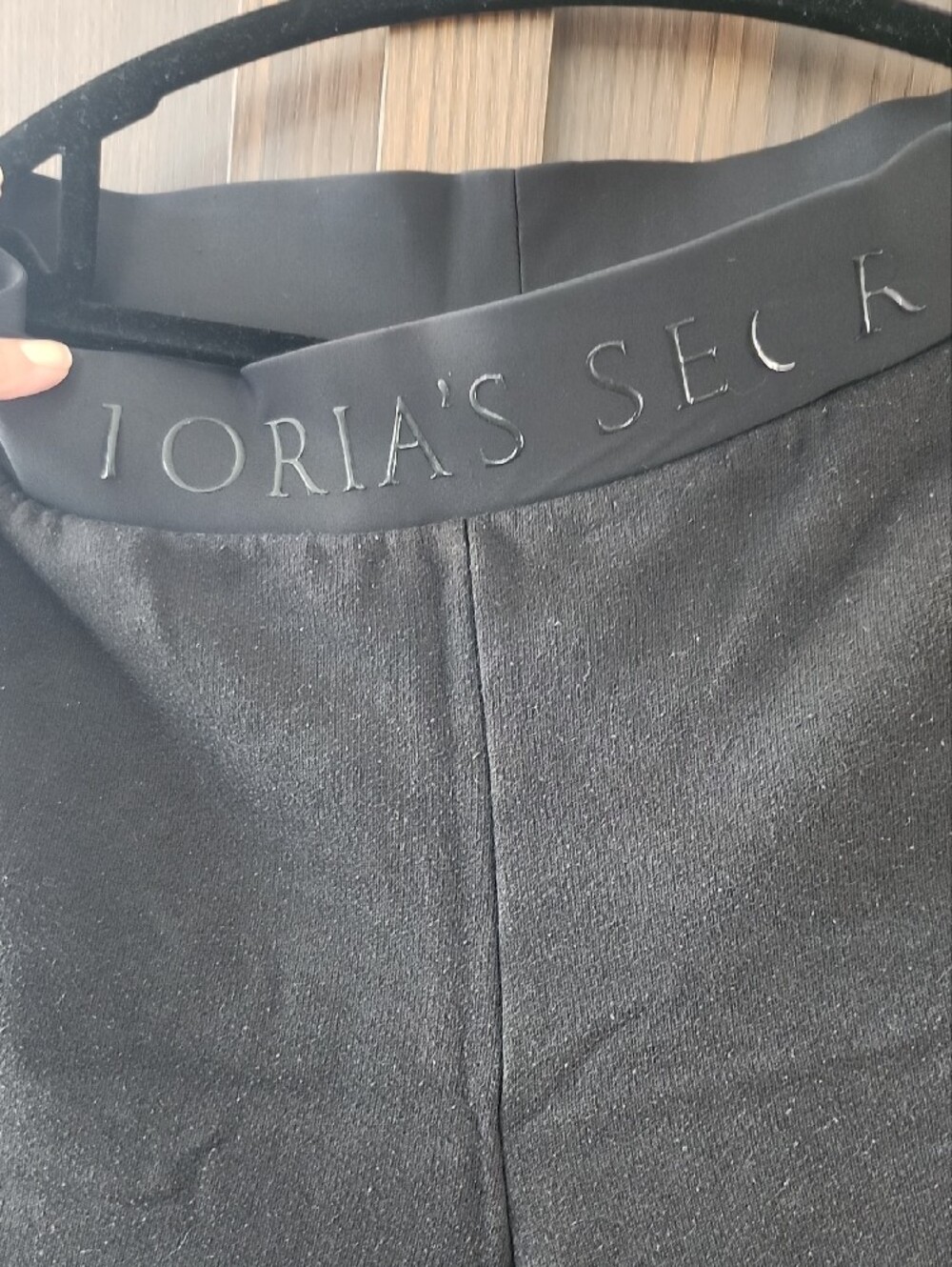 Victoria's Secret Black V‑Neck Cropped Hoodie - Picture 6 of 10